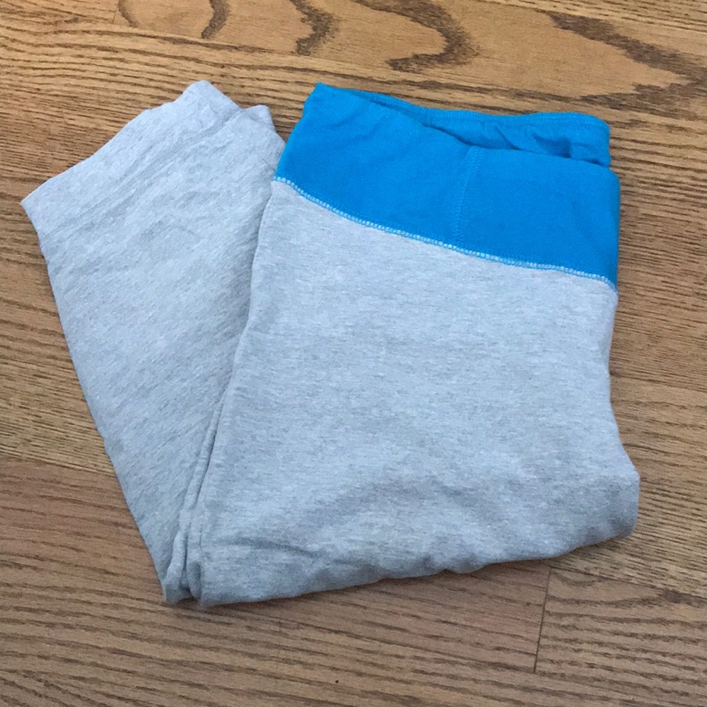 BCG Capri Yoga Pants